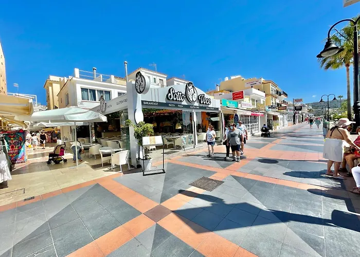 Carihuela Dreams Торремолинос